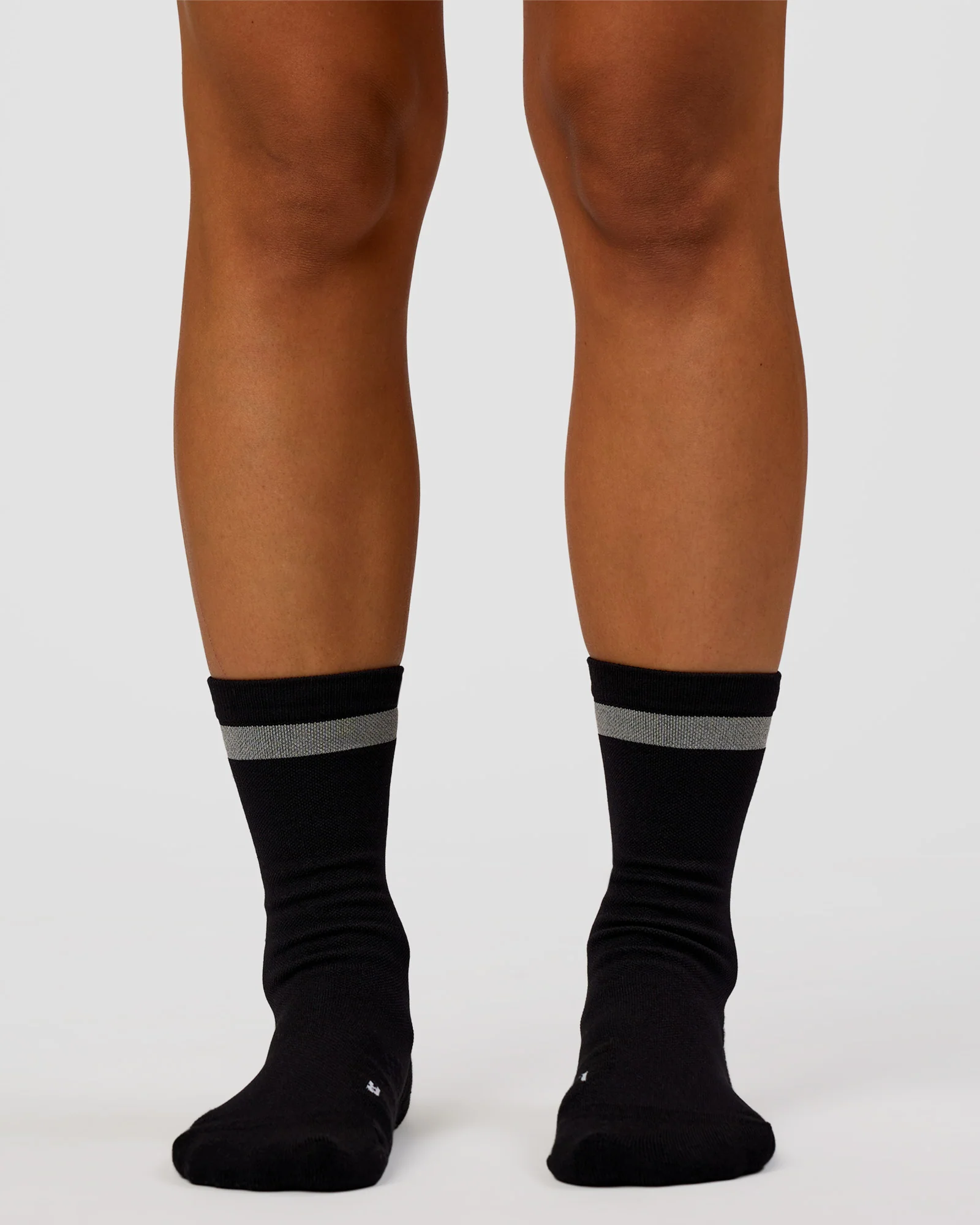 10038-run-club-performance-socks-2.0-black-reflective-7.webp Run Club Performance Socks 2.0 - Black-Reflective