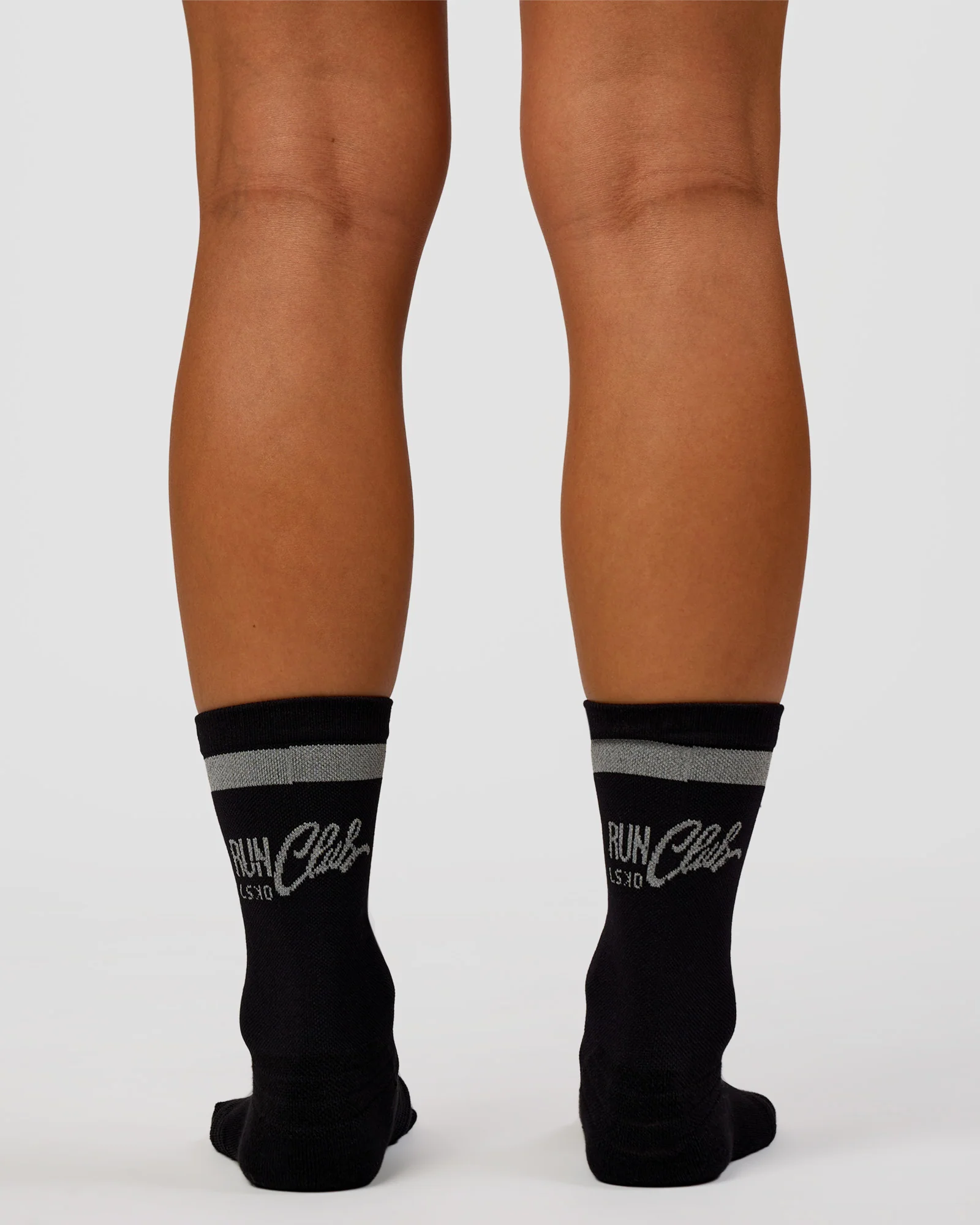 10038-run-club-performance-socks-2.0-black-reflective-8.webp Run Club Performance Socks 2.0 - Black-Reflective