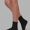 10098-signal-pilates-crew-grip-socks-2.0-black-black-2.webp Signal Pilates Crew Grip Socks 2.0 - Black-Black