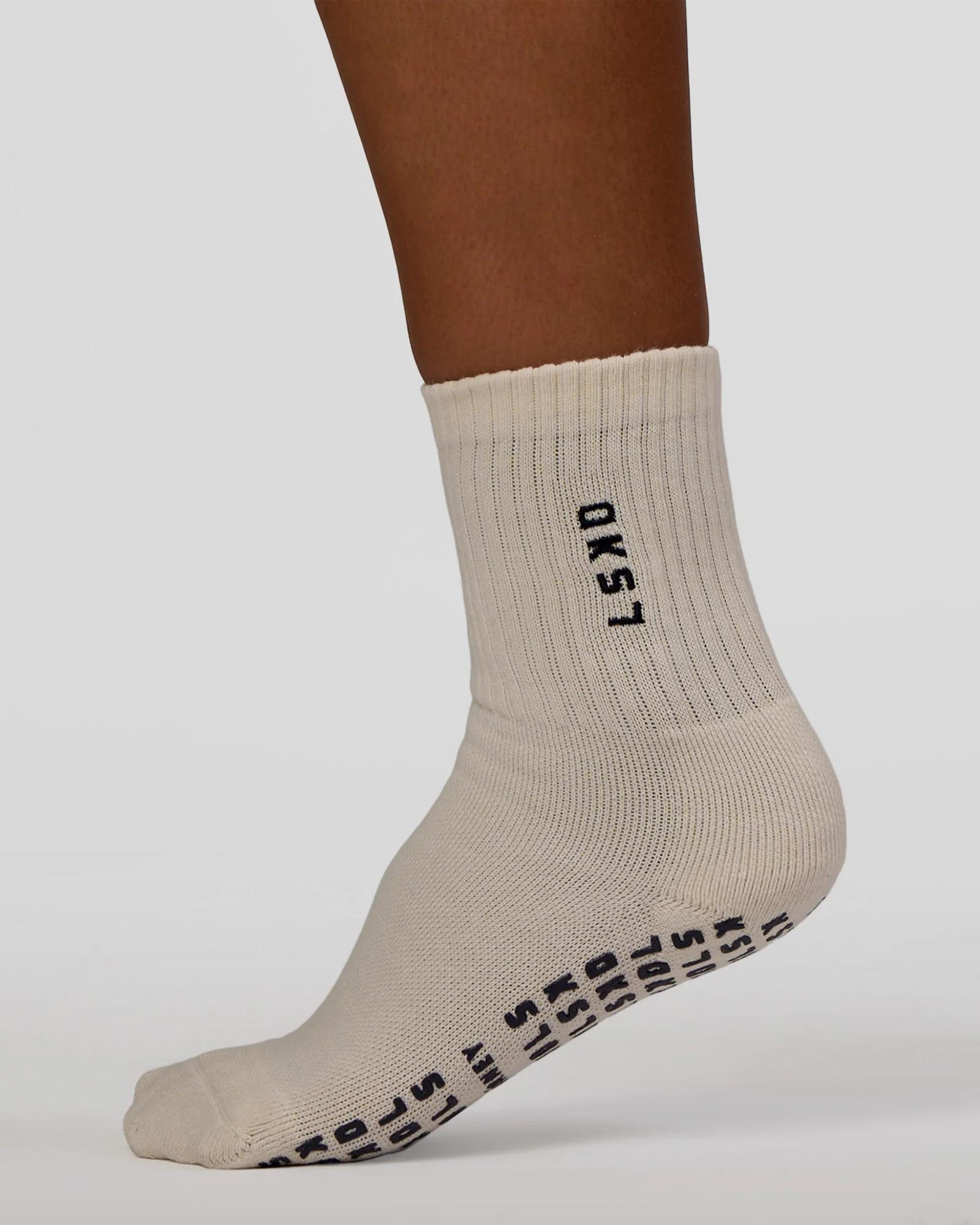 Signal Pilates Crew Grip Socks 2.0 - Off White-Future Navy