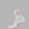 10107-signal-pilates-crew-grip-socks-2.0-white-ultra-pink-1.webp Signal Pilates Crew Grip Socks 2.0 - White-Ultra Pink