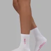 10107-signal-pilates-crew-grip-socks-2.0-white-ultra-pink-2.webp Signal Pilates Crew Grip Socks 2.0 - White-Ultra Pink