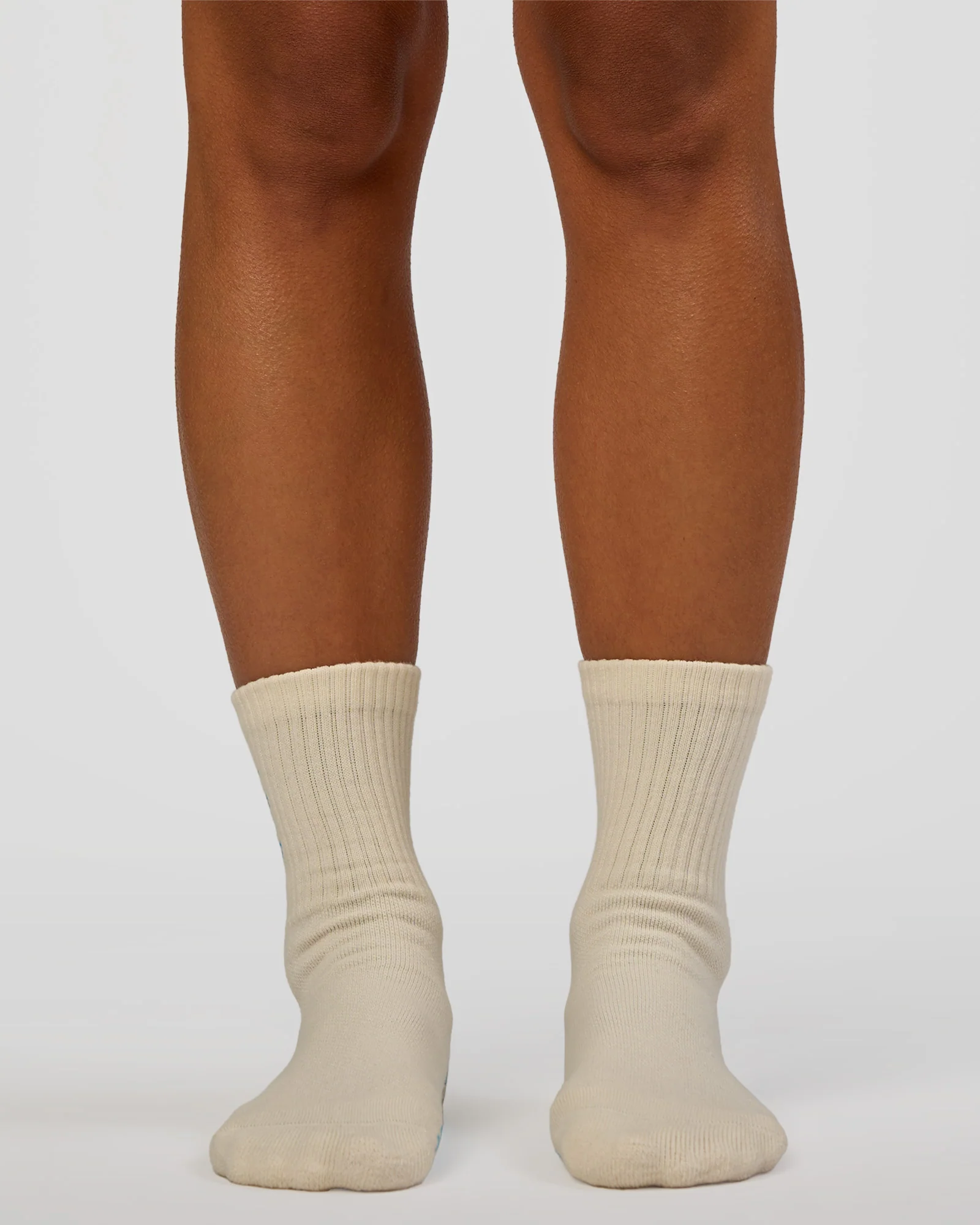 10111-signal-pilates-crew-grip-socks-2.0-off-white-baltic-sea-4.webp Signal Pilates Crew Grip Socks 2.0 - Off White-Baltic Sea