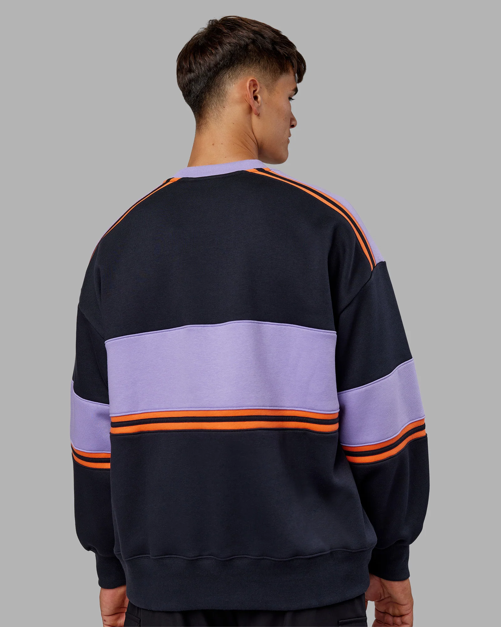 1013-a-team-sweater-oversize-caviar-violet-ray-4.webp A-Team Sweater Oversize - Caviar-Violet Ray