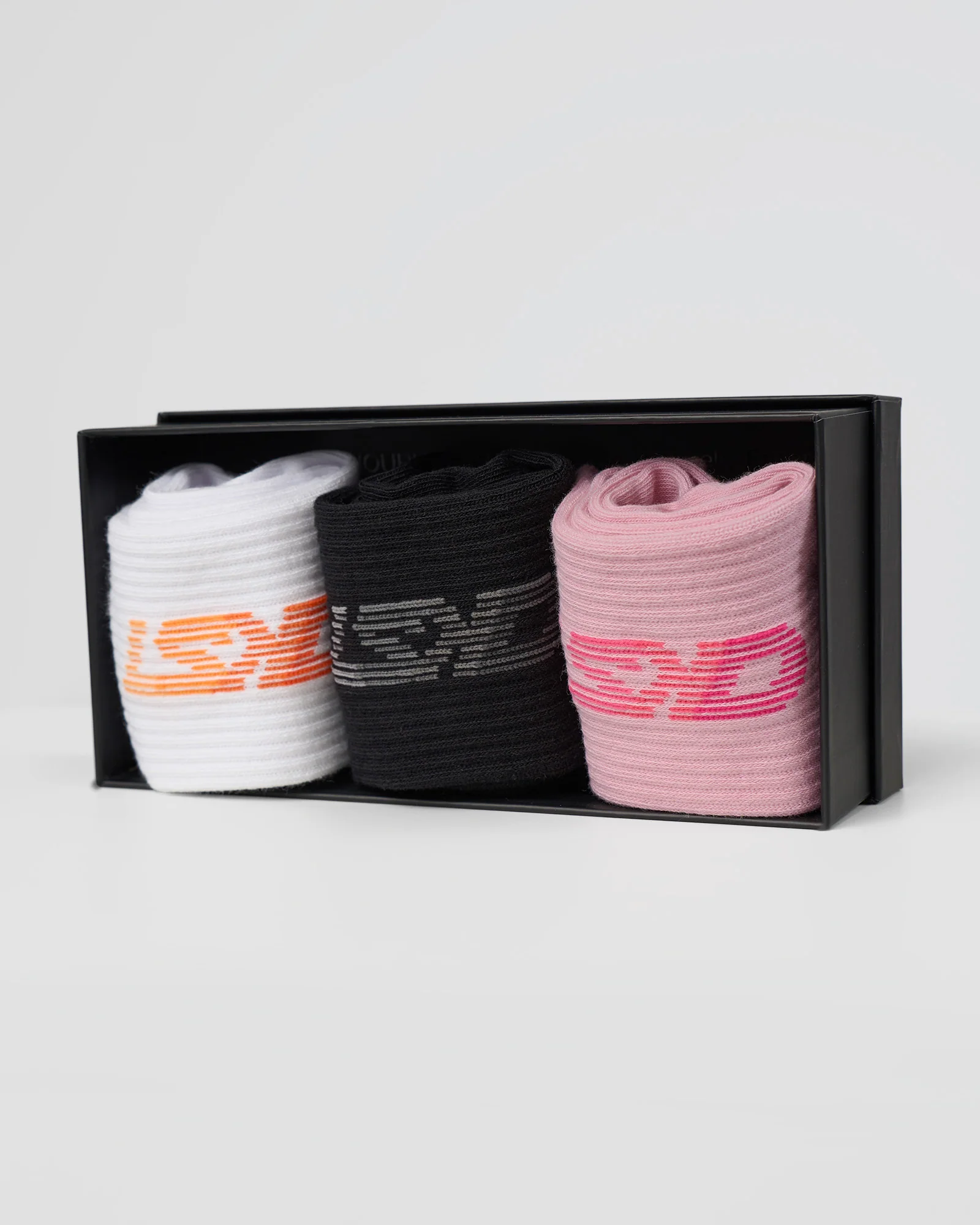 10162-rally-quarter-socks-3-pack-box-white-black-marshmallow-2.webp Rally Quarter Socks 3 Pack Box - White-Black-Marshmallow