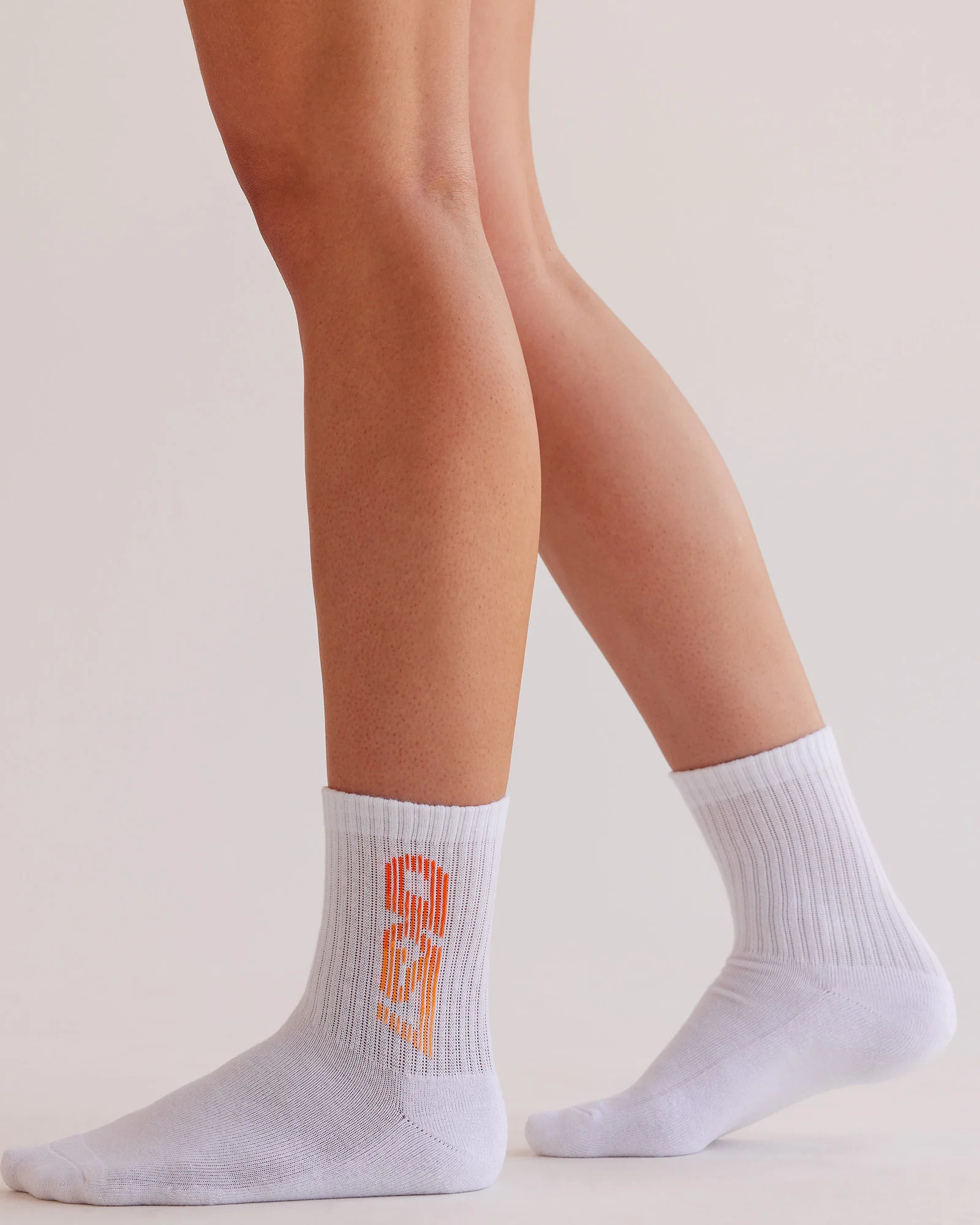 10162-rally-quarter-socks-3-pack-box-white-black-marshmallow-5.webp Rally Quarter Socks 3 Pack Box - White-Black-Marshmallow