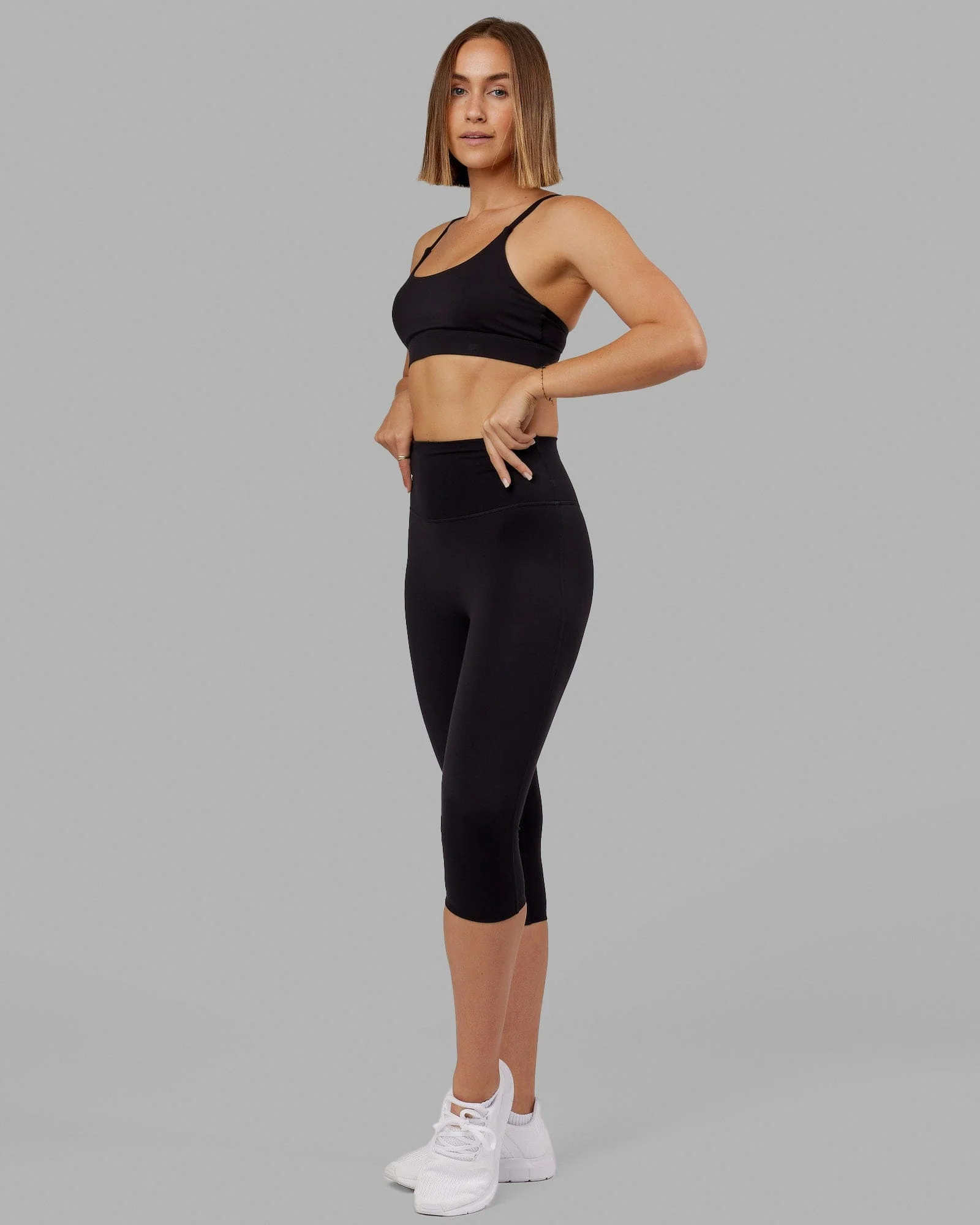 Elixir Ultra High-Rise 3/4 Legging - Black