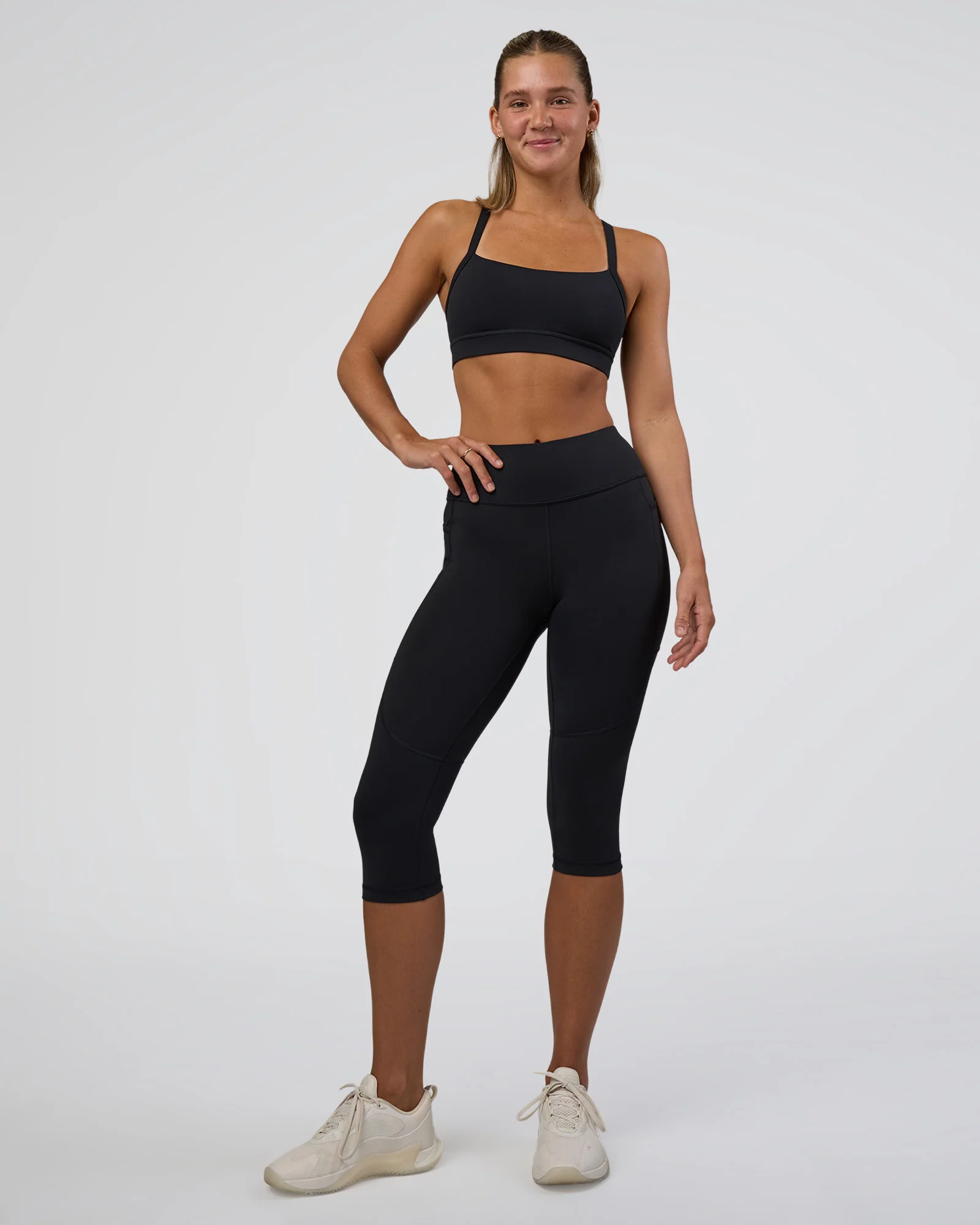 Rep Ultra High-Rise 3/4 Legging Pockets - Black-Black