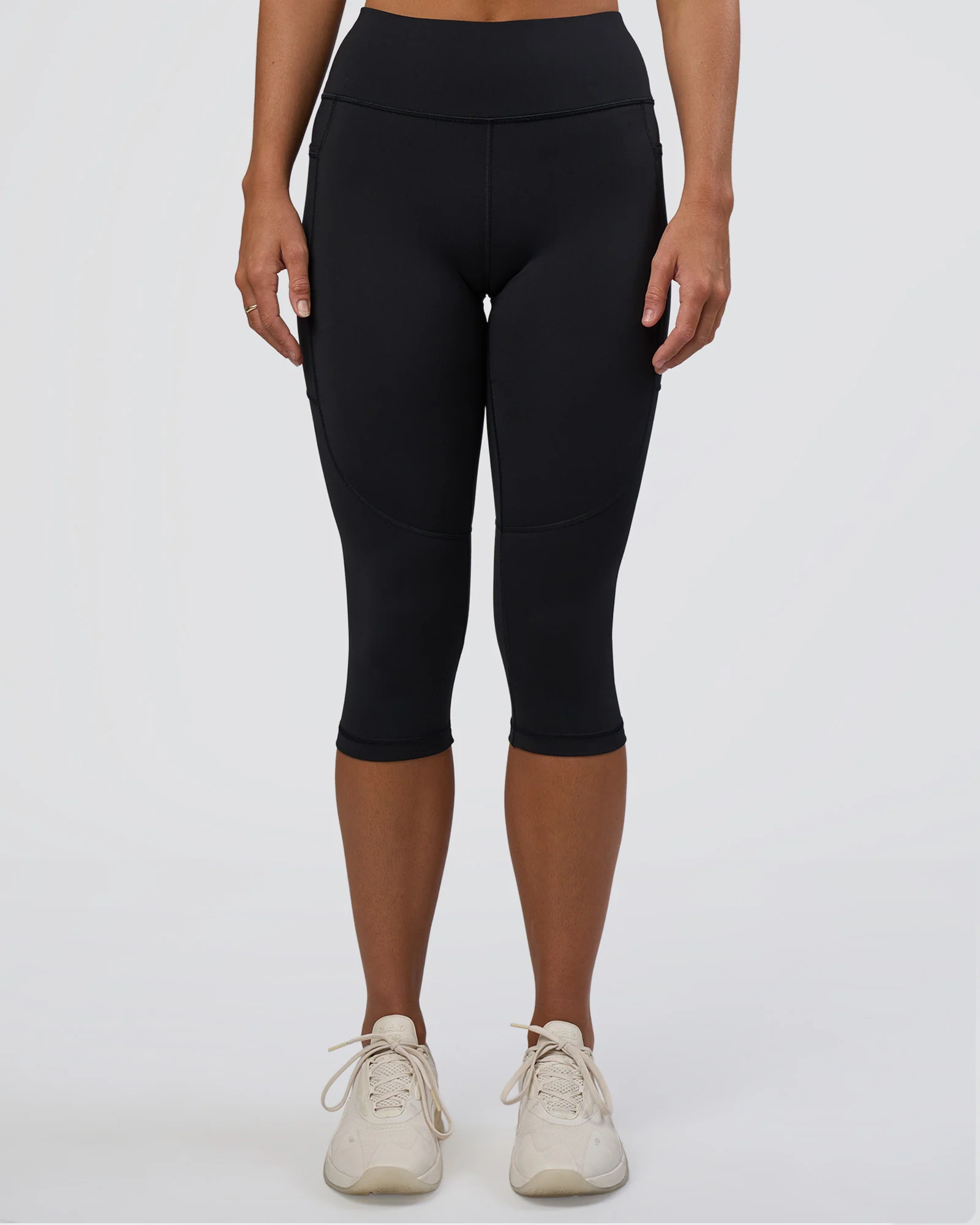 Rep Ultra High-Rise 3/4 Legging Pockets - Black-Black