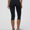 10239-fusion-ultra-high-rise-3-4-legging-pockets-black-3.webp Fusion Ultra High-Rise 3/4 Legging Pockets - Black
