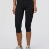 10239-fusion-ultra-high-rise-3-4-legging-pockets-black-7.webp Fusion Ultra High-Rise 3/4 Legging Pockets - Black