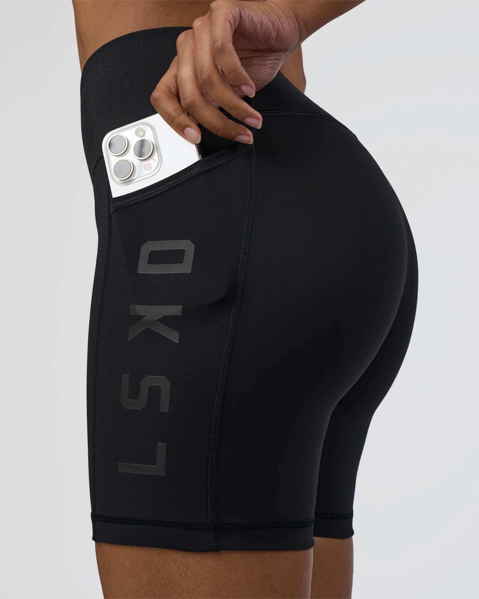 Rep Ultra High-Rise 6" Short Pockets - Black-Black