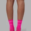 1027-fast-performance-quarter-socks-neon-pink-white-4.webp Fast Performance Quarter Socks - Neon Pink-White