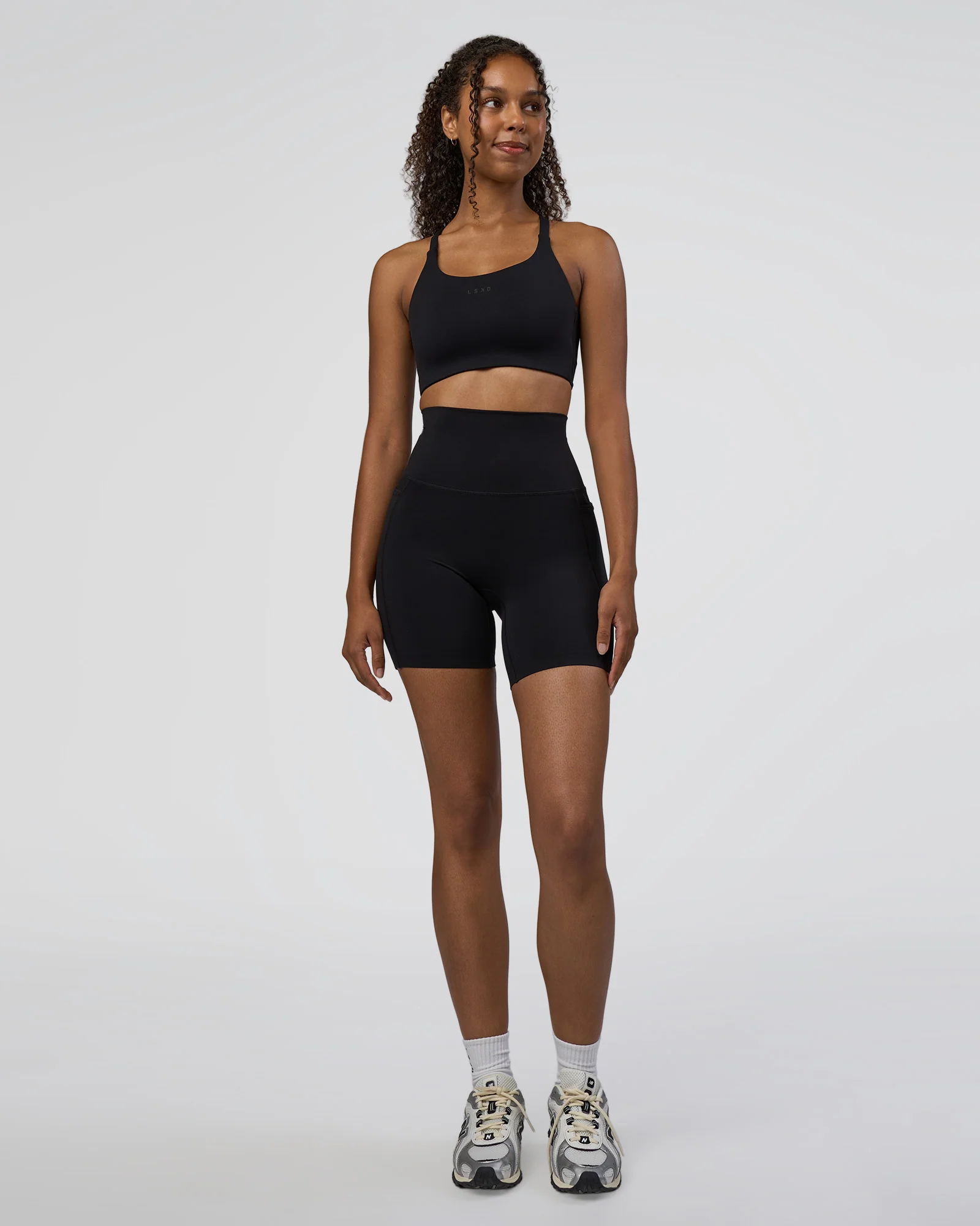 10275-elixir-ultra-high-rise-6-short-pockets-black-2.webp Elixir Ultra High-Rise 6" Short Pockets - Black