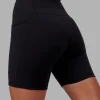 10284-flux-ultra-high-rise-6-short-pockets-black-7.webp Flux Ultra High-Rise 6" Short Pockets - Black