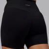 10302-fusion-ultra-high-rise-6-short-black-7.webp Fusion Ultra High-Rise 6" Short - Black