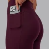 10338-fusion-ultra-high-rise-6-short-pockets-cherry-lacquer-3.webp Fusion Ultra High-Rise 6" Short Pockets - Cherry Lacquer