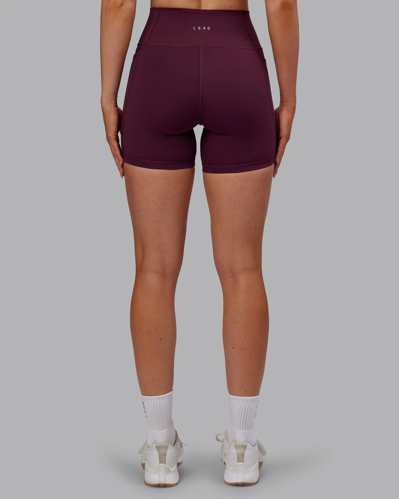 10338-fusion-ultra-high-rise-6-short-pockets-cherry-lacquer-6.webp Fusion Ultra High-Rise 6" Short Pockets - Cherry Lacquer