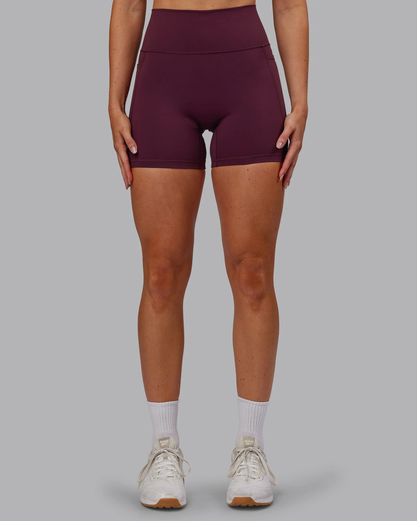 10338-fusion-ultra-high-rise-6-short-pockets-cherry-lacquer-7.webp Fusion Ultra High-Rise 6" Short Pockets - Cherry Lacquer