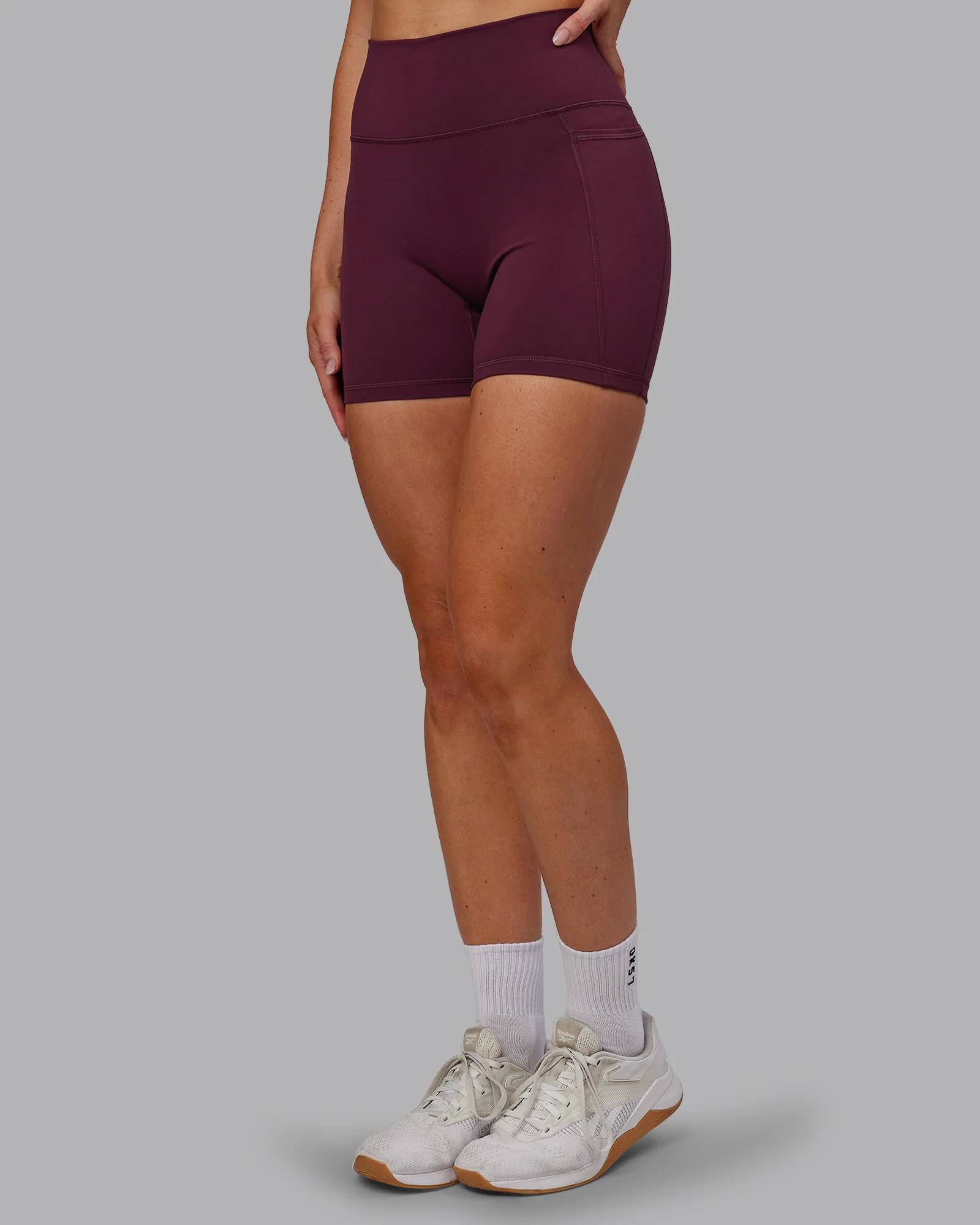 10338-fusion-ultra-high-rise-6-short-pockets-cherry-lacquer-8.webp Fusion Ultra High-Rise 6" Short Pockets - Cherry Lacquer