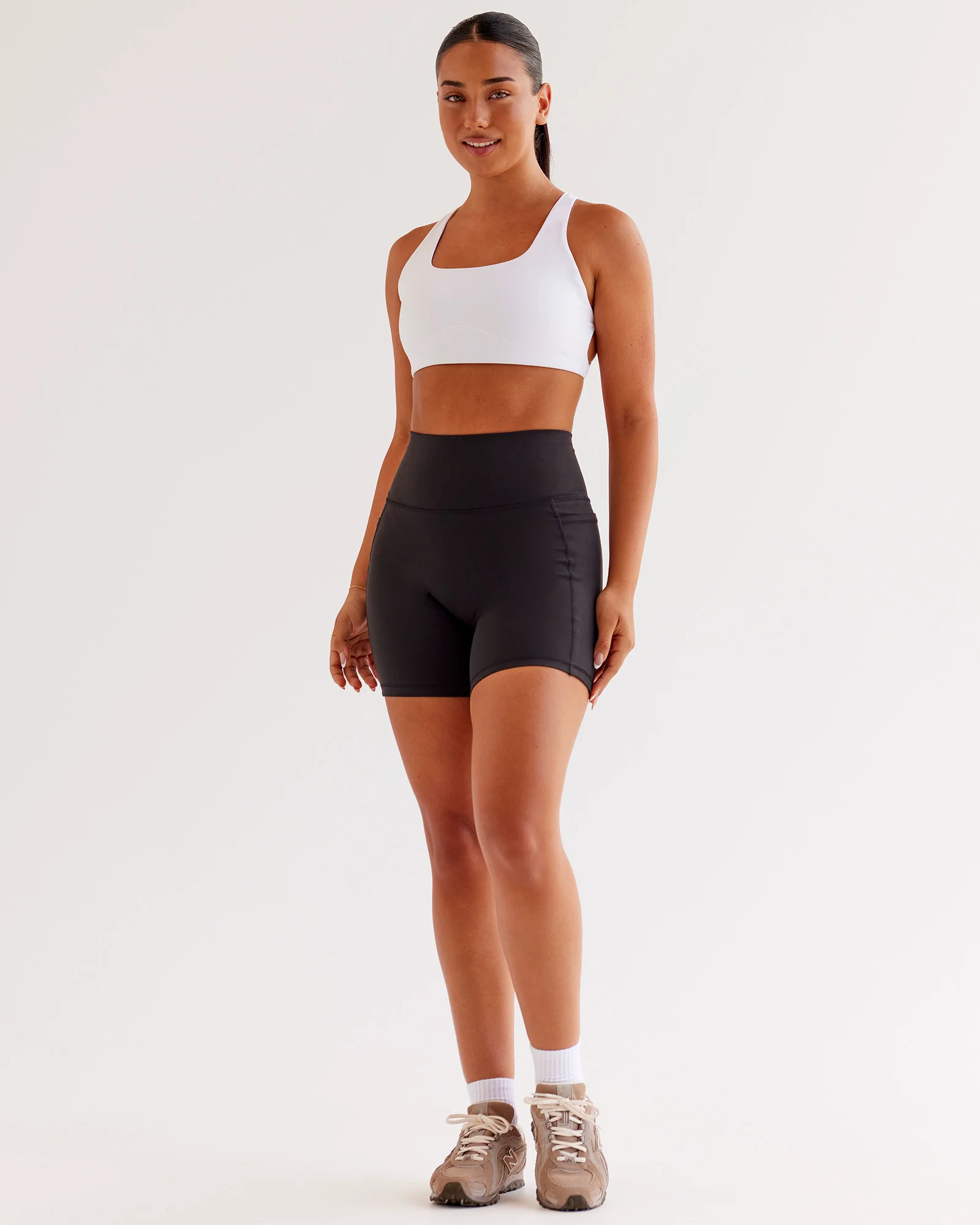 10356-o.g.-fusion-ultra-high-rise-6-short-pockets-black-9.webp O.G. Fusion Ultra High-Rise 6" Short Pockets - Black