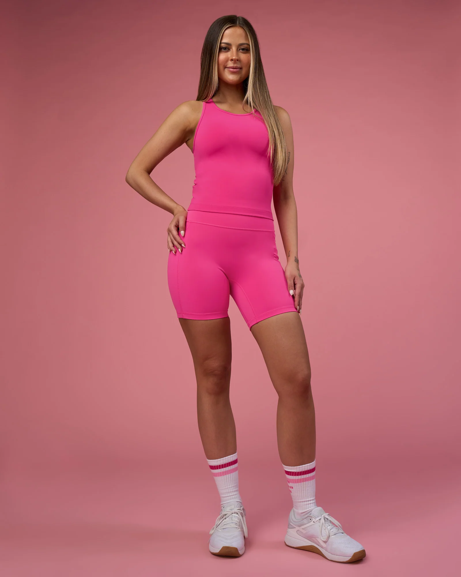 Fusion Ultra High-Rise 6" Short Pockets - Ultra Pink