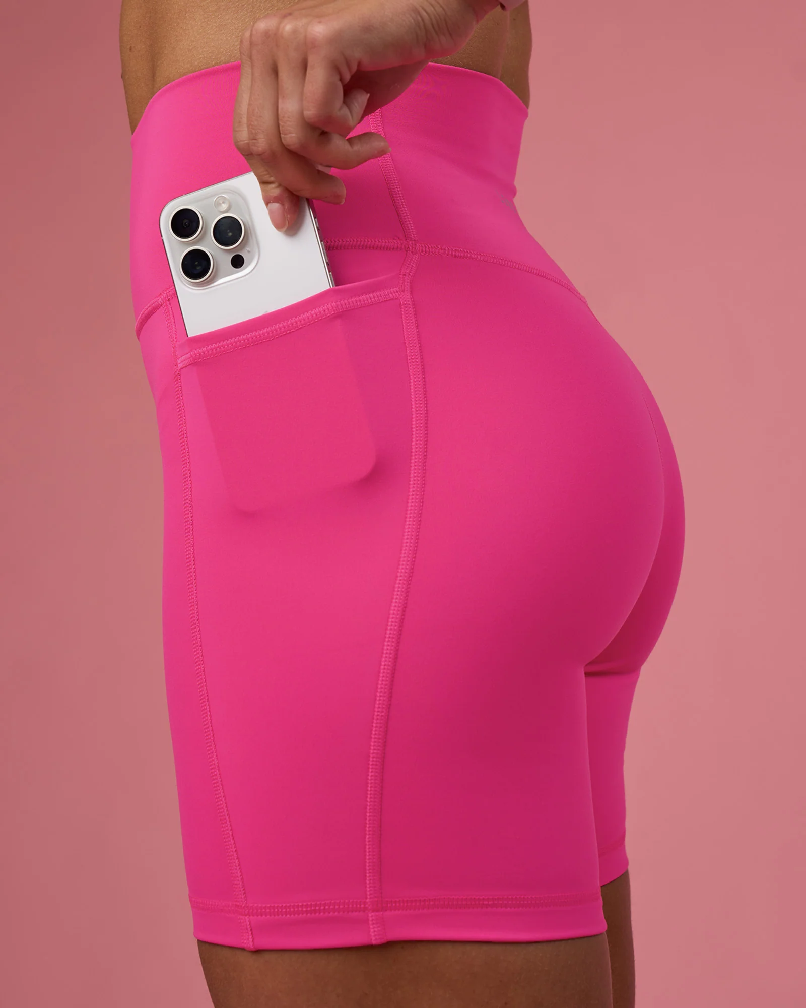 Fusion Ultra High-Rise 6" Short Pockets - Ultra Pink
