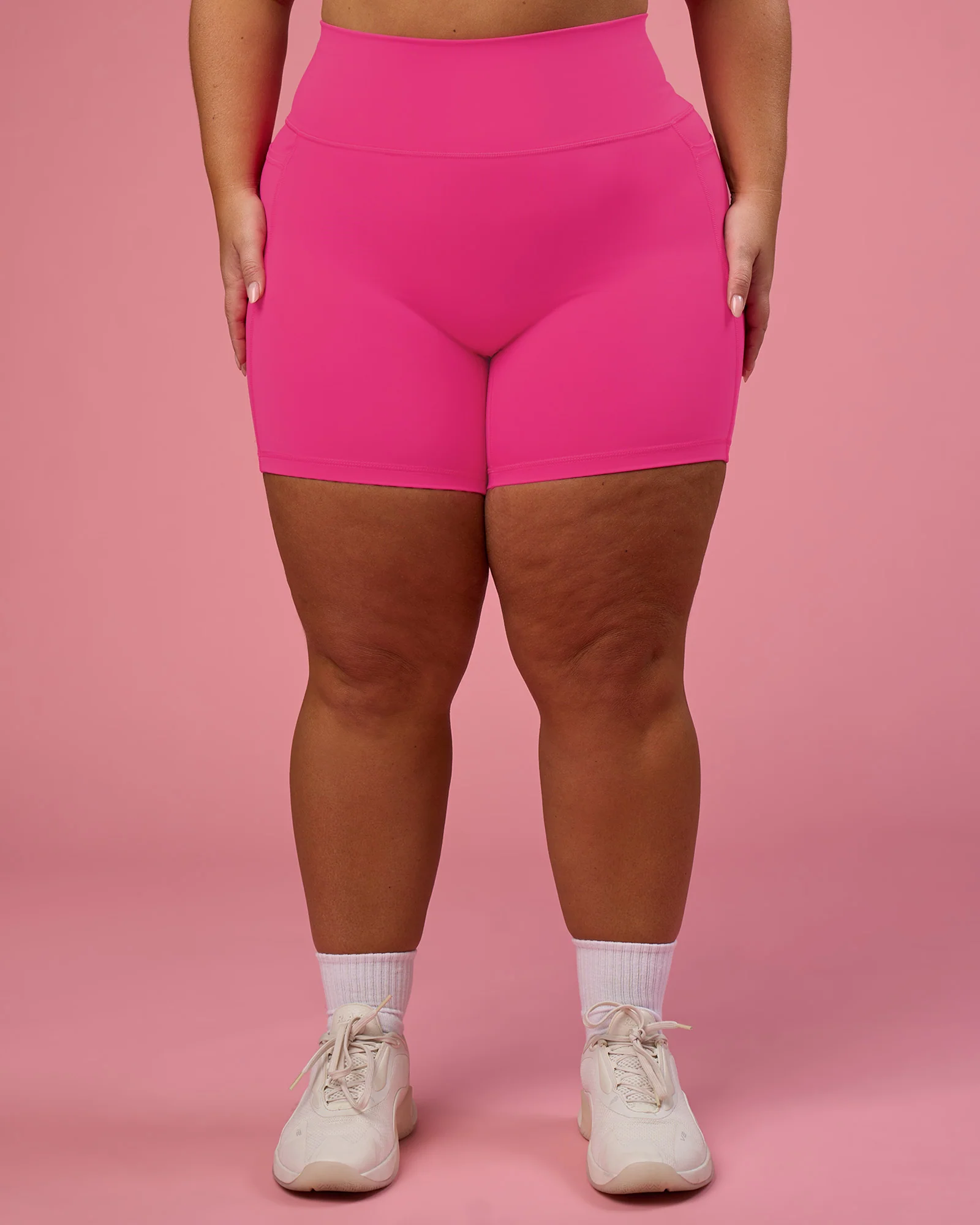 Fusion Ultra High-Rise 6" Short Pockets - Ultra Pink
