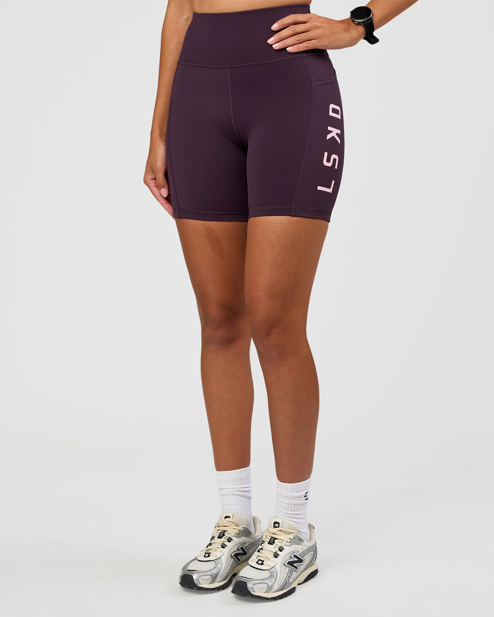 Rep Ultra High-Rise 6" Short Pockets - Midnight Plum-Marshmallow