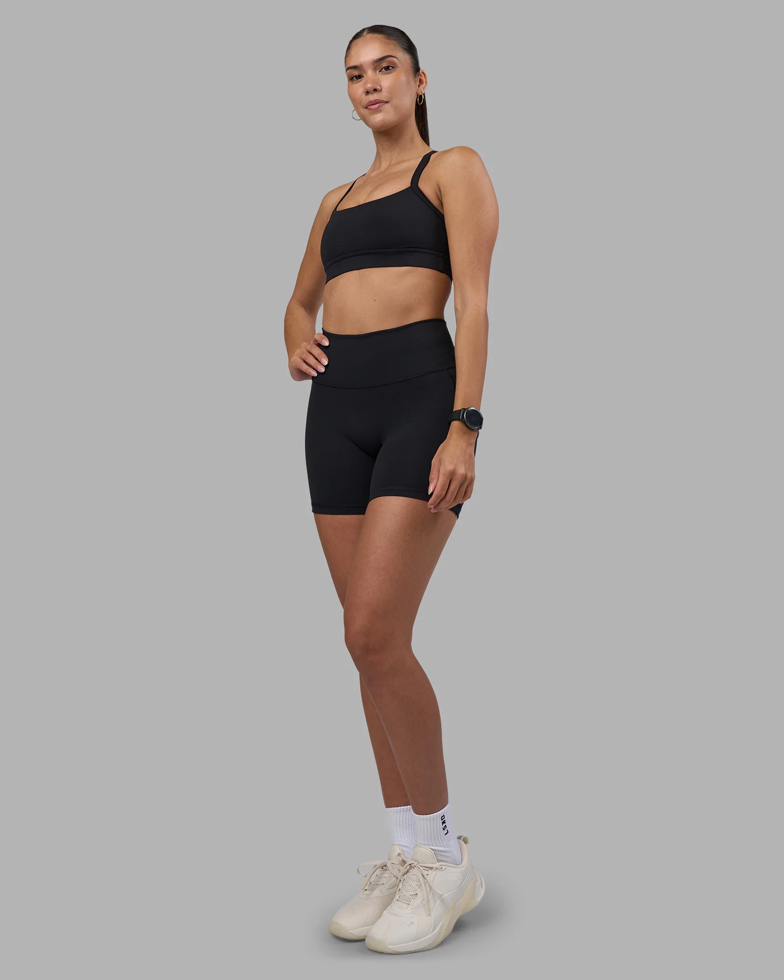 10455-fusion-high-rise-6-short-pockets-black-2.webp Fusion High-Rise 6" Short Pockets - Black