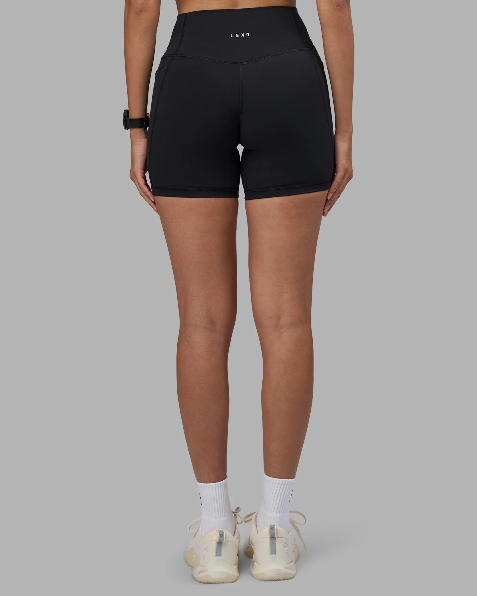 10455-fusion-high-rise-6-short-pockets-black-4.webp Fusion High-Rise 6" Short Pockets - Black