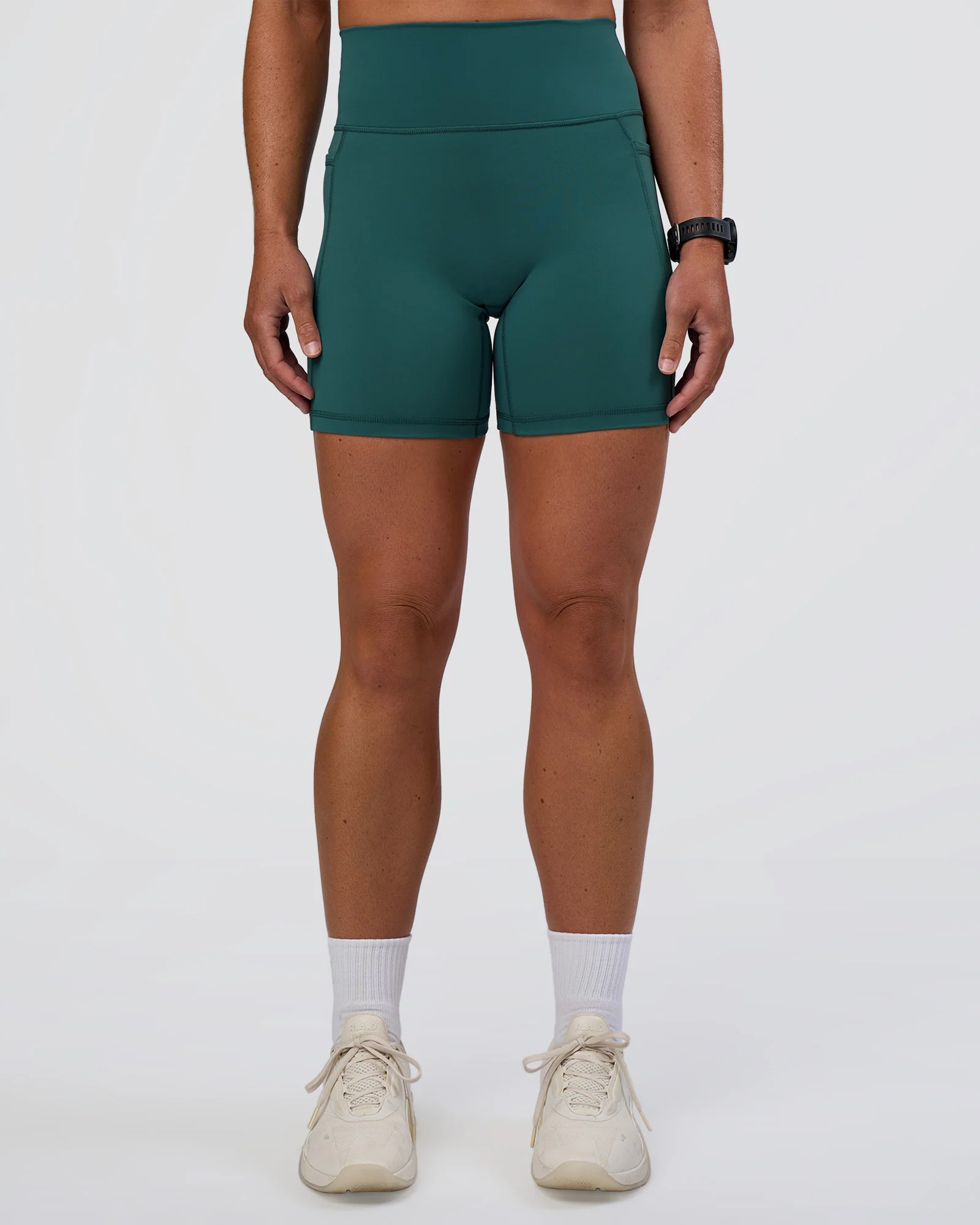 10572-fusion-ultra-high-rise-6-short-pockets-transformative-teal-3.webp Fusion Ultra High-Rise 6" Short Pockets - Transformative Teal