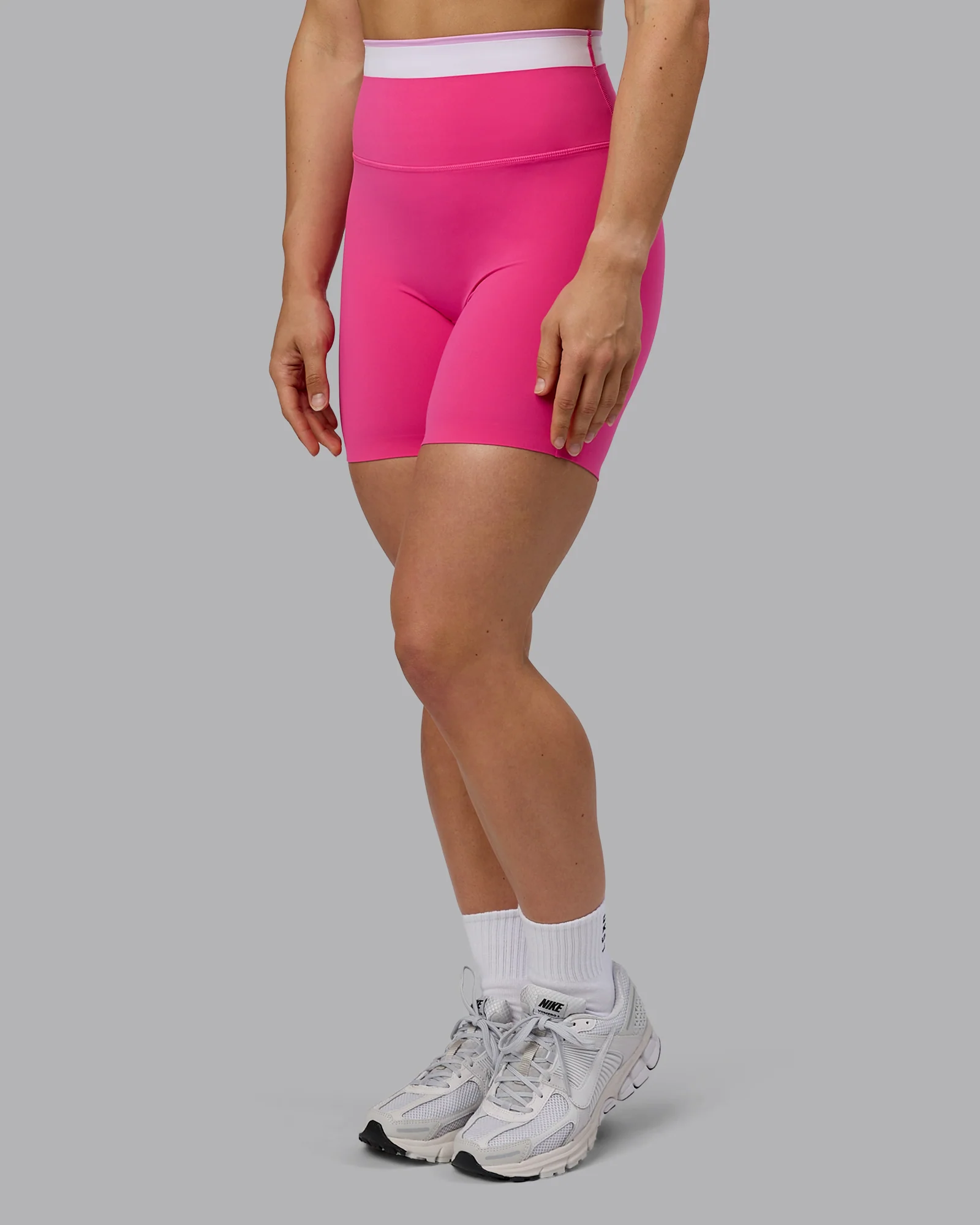 10581-excel-ultra-high-rise-6-short-ultra-pink-3.webp Excel Ultra High-Rise 6" Short - Ultra Pink