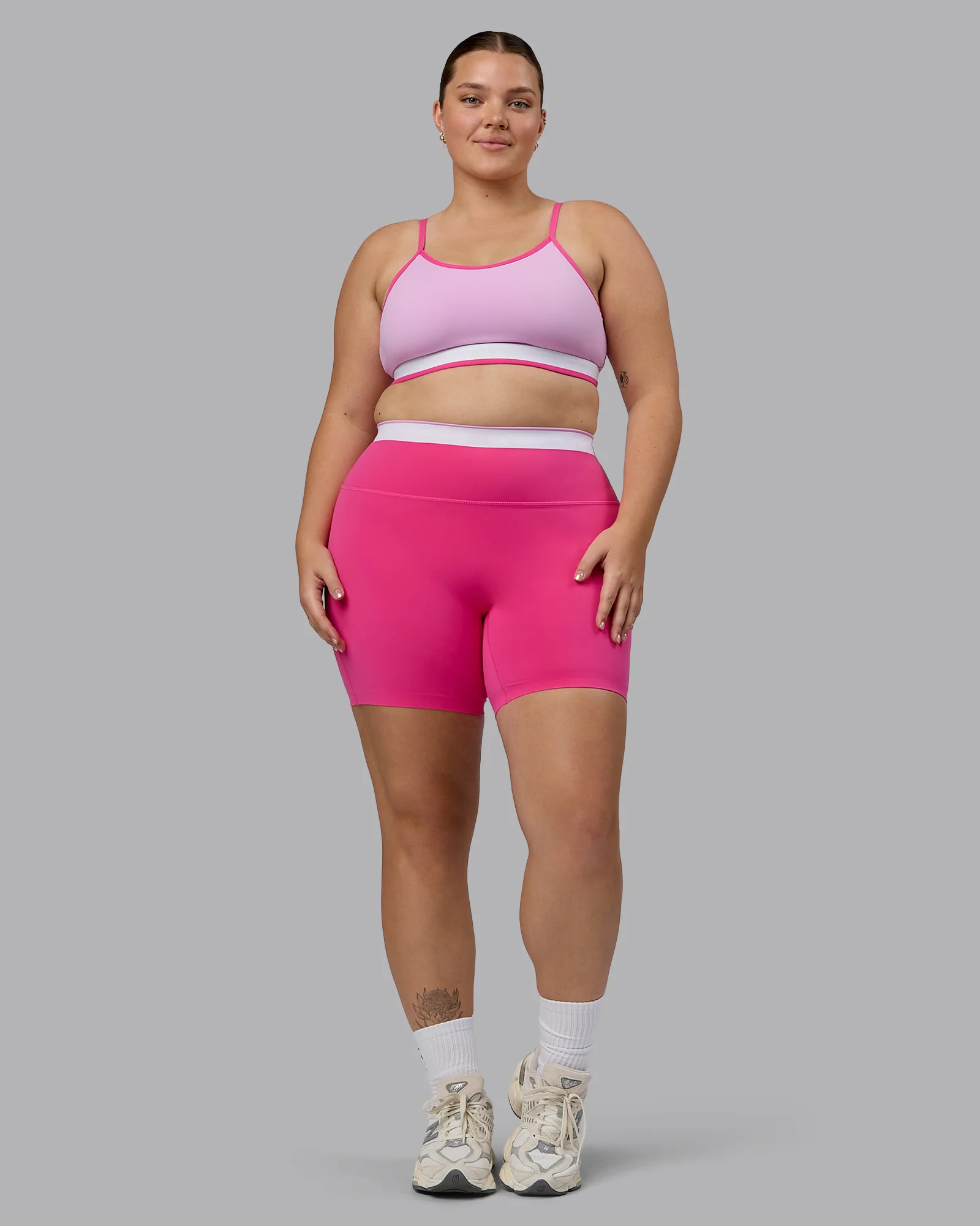 10581-excel-ultra-high-rise-6-short-ultra-pink-6.webp Excel Ultra High-Rise 6" Short - Ultra Pink