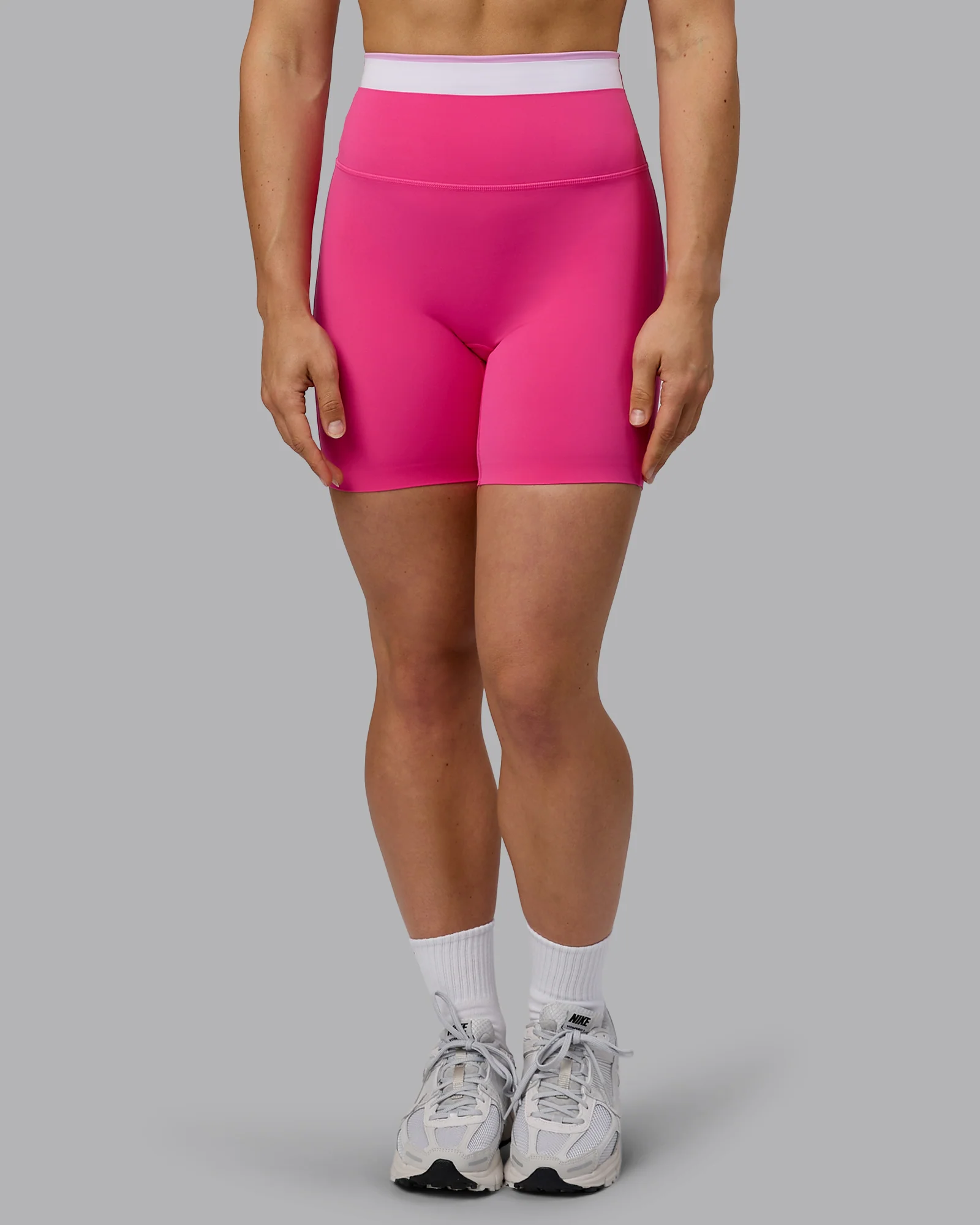 10581-excel-ultra-high-rise-6-short-ultra-pink-8.webp Excel Ultra High-Rise 6" Short - Ultra Pink