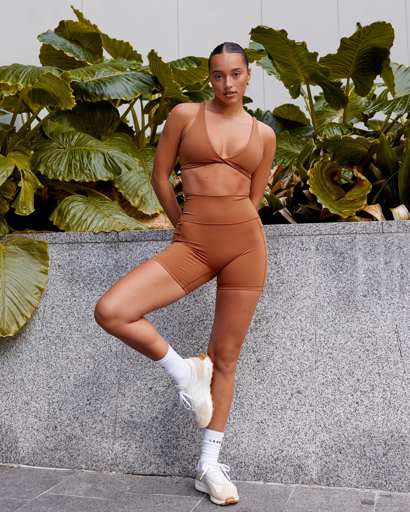 10630-fusion-ultra-high-rise-6-short-pockets-hazel-2.jpg Fusion Ultra High-Rise 6" Short Pockets - Hazel