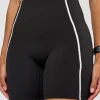 Power Ultra High-Rise 6" Short Pockets - Black
