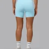 10729-fusion-ultra-high-rise-6-short-pockets-crystal-blue-3.webp Fusion Ultra High-Rise 6" Short Pockets - Crystal Blue