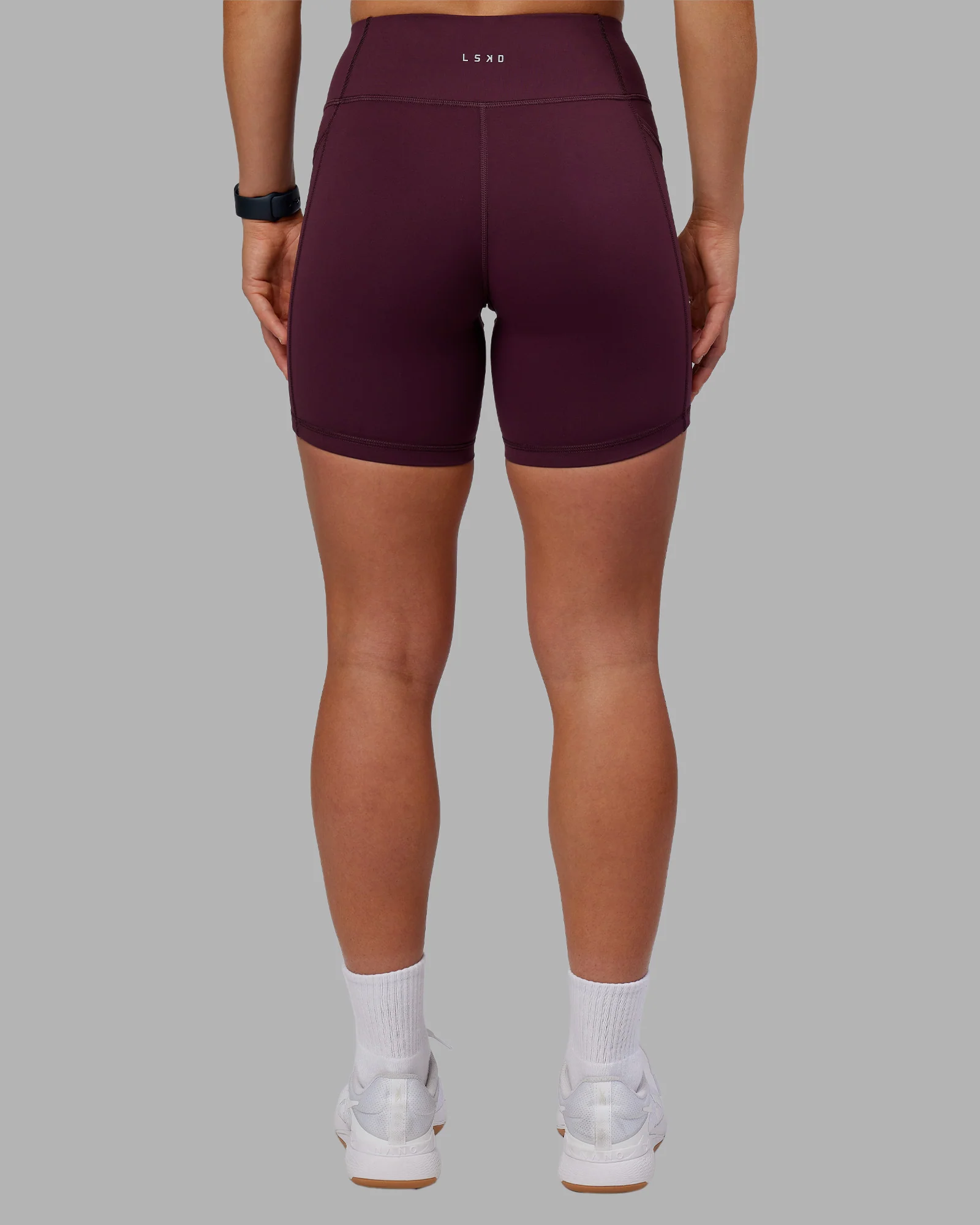10738-rep-ultra-high-rise-6-short-pockets-cherry-lacquer-white-4.webp Rep Ultra High-Rise 6" Short Pockets - Cherry Lacquer-White
