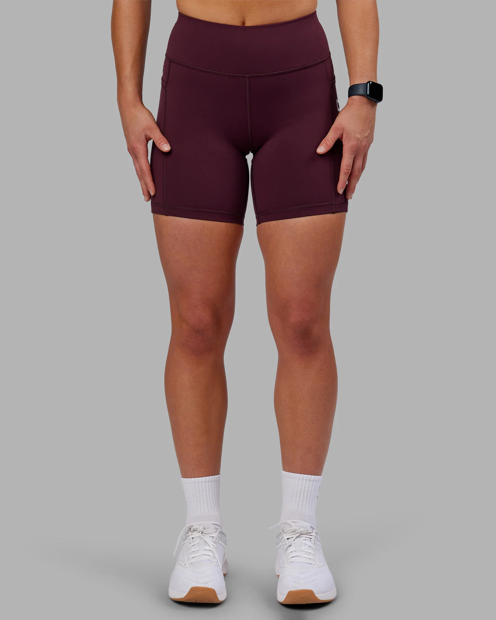 10738-rep-ultra-high-rise-6-short-pockets-cherry-lacquer-white-7.webp Rep Ultra High-Rise 6" Short Pockets - Cherry Lacquer-White