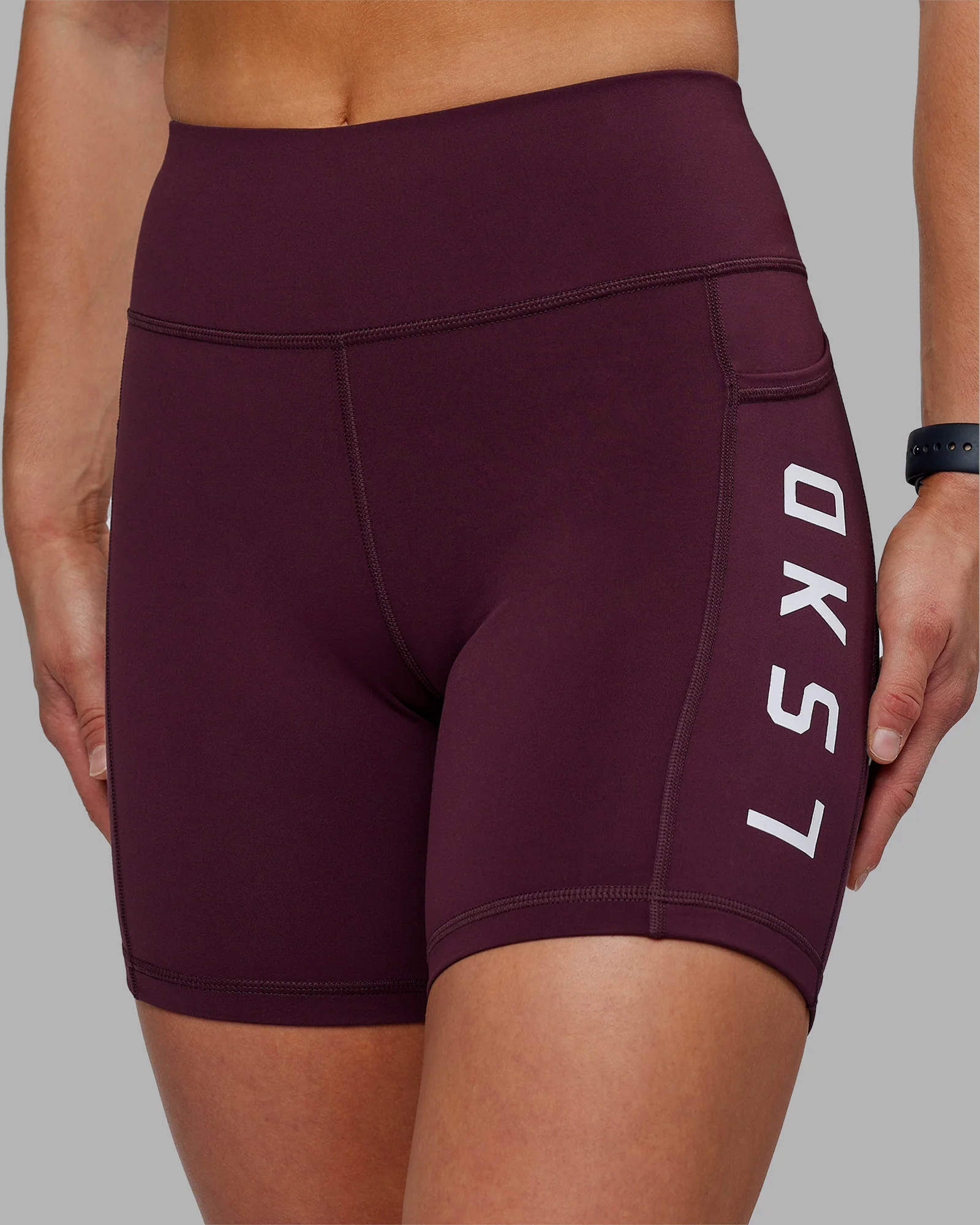 10738-rep-ultra-high-rise-6-short-pockets-cherry-lacquer-white-8.webp Rep Ultra High-Rise 6" Short Pockets - Cherry Lacquer-White