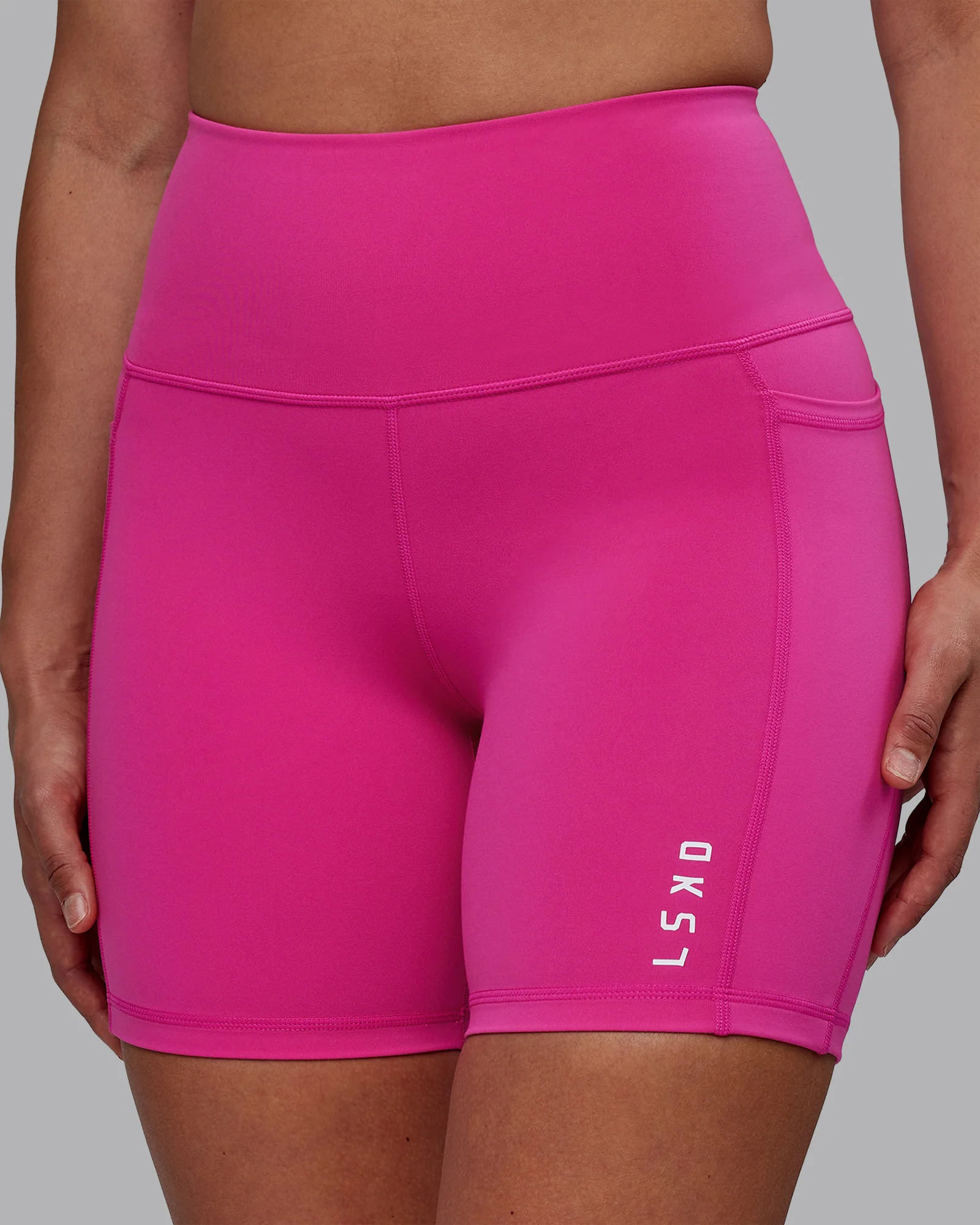 Flux Ultra High-Rise 6" Short Pockets - Fuchsia Pink