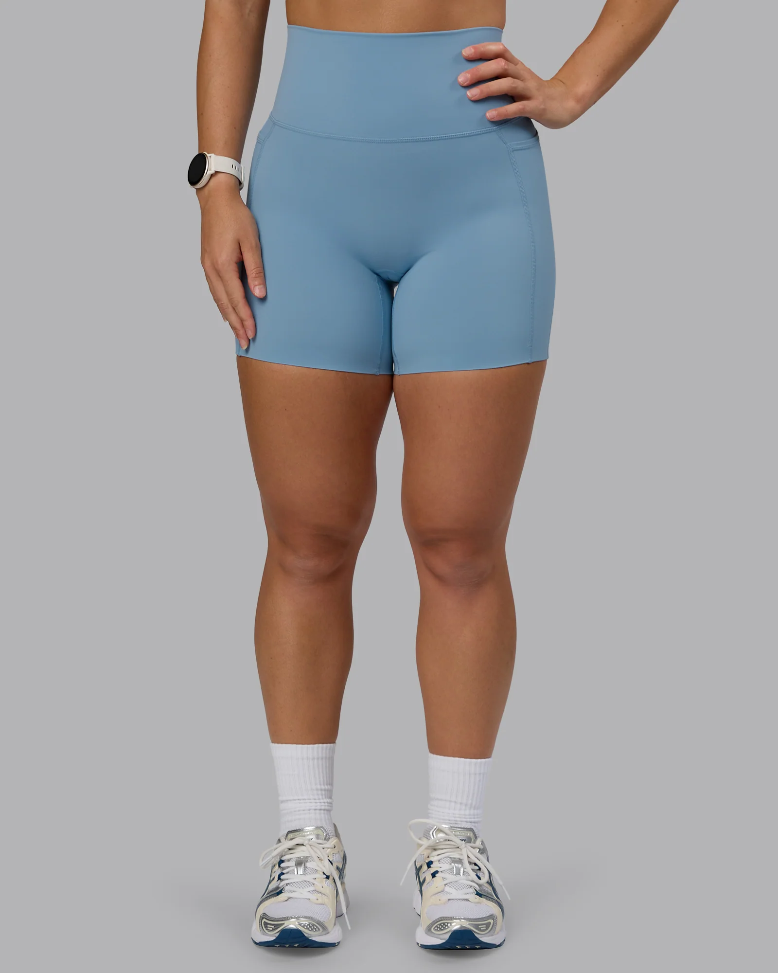 10865-elixir-ultra-high-rise-6-short-pockets-glacier-lake-7.webp Elixir Ultra High-Rise 6" Short Pockets - Glacier Lake