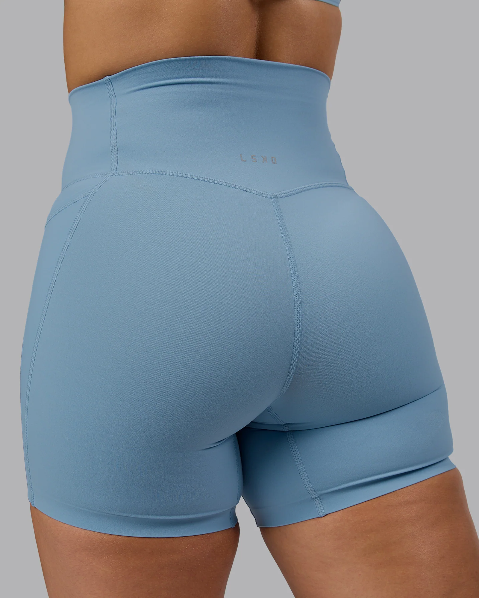 10865-elixir-ultra-high-rise-6-short-pockets-glacier-lake-8.webp Elixir Ultra High-Rise 6" Short Pockets - Glacier Lake