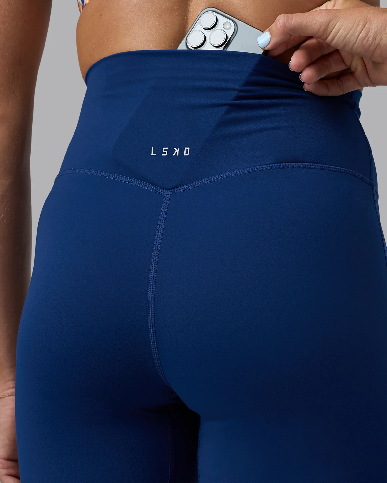 10883-elixir-ultra-high-rise-6-short-midnight-blue-4.webp Elixir Ultra High-Rise 6" Short - Midnight Blue