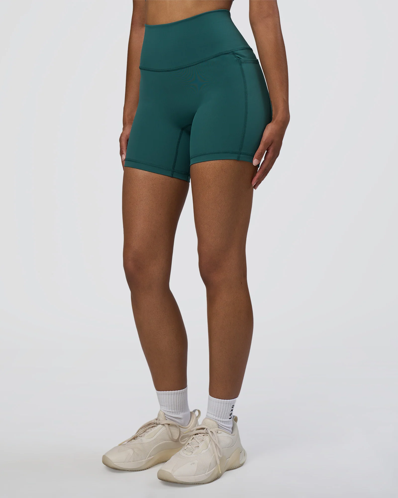 11009-fusion-high-rise-6-short-pockets-transformative-teal-7.webp Fusion High-Rise 6" Short Pockets - Transformative Teal