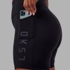 11063-o.g.-rep-ultra-high-rise-6-short-pockets-black-black-3.jpg O.G. Rep Ultra High-Rise 6" Short Pockets - Black-Black