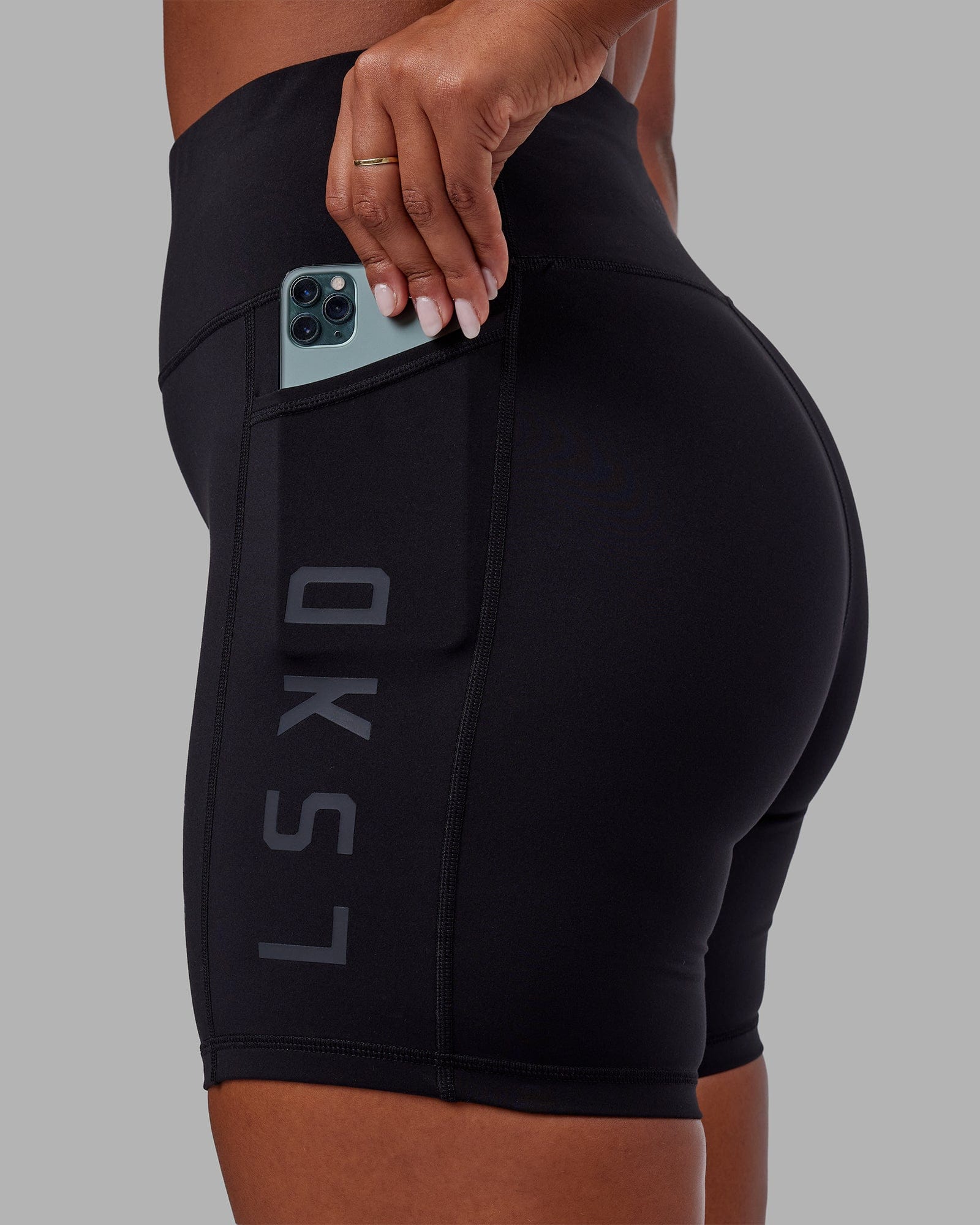 11063-o.g.-rep-ultra-high-rise-6-short-pockets-black-black-3.jpg O.G. Rep Ultra High-Rise 6" Short Pockets - Black-Black