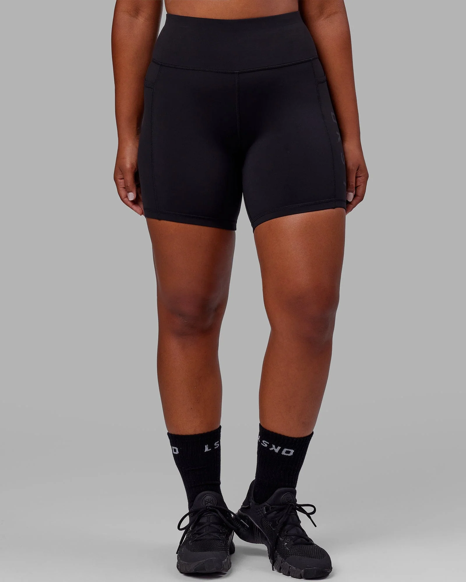 11063-o.g.-rep-ultra-high-rise-6-short-pockets-black-black-6.webp O.G. Rep Ultra High-Rise 6" Short Pockets - Black-Black