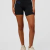 11095-fusion-hype-graphic-ultra-high-rise-6-short-pockets-black-electric-indigo-1.webp Fusion Hype Graphic Ultra High-Rise 6" Short Pockets - Black-Electric Indigo